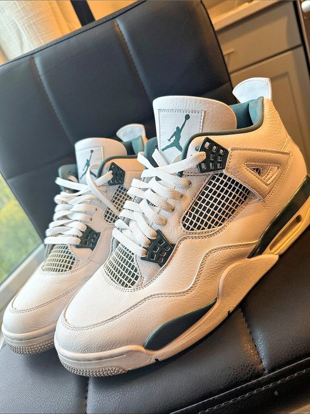 Jordan Air Jordan 4 Retro 'Oxidized Green' White & Green Sneakers